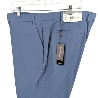 Pantalones de vestir Michael Kors para hombre calce clásico rendimiento elástico azul cielo 42 x 32 Foto 1 de 4