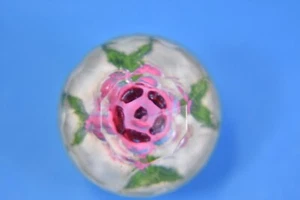 Vintage glass pink rose round 3d button - Picture 1 of 5