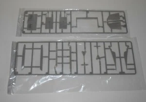REVELL F/A-18E SUPER HORNET 04994 ⭐PARTS⭐ SPRUE B-NOSE GR STRT+SUU-78A+MORE 1/32 - Picture 1 of 3