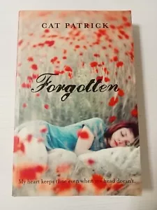 Forgotten. by Cat Patrick ( Paperback, 2011 ). Free Domestic Shipping - Picture 1 of 5