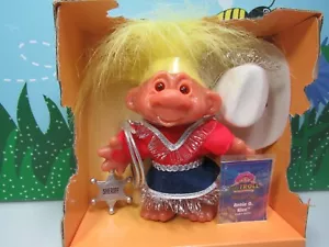 SHERIFF & COWGIRL, ANNIE O. KLEE - Troll Doll 5" DAM - NUOVO IN CONFEZIONE - Foto 1 di 8