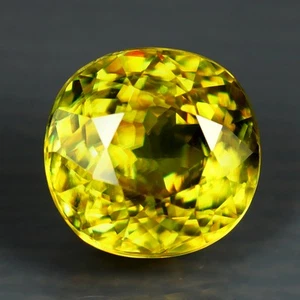Cojín de corte alucinante de 1,60 quilates (7 x 7 mm) Pakistán multicolor esfena - Imagen 1 de 2