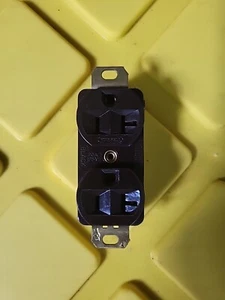 Hubbell HBL5362 Duplex Receptacle, Industrial Grade 20A, 125V, 5-20R, Brown, NNB - Picture 1 of 4
