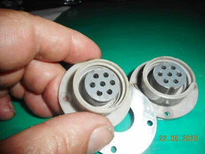 Mikrofon Neumann / Gefell, Einbaubuchse 7-pol,RFT NS 106-1A/500V2 Stück - Bild 1 von 5