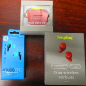 Heyday True Wireless Earbuds, Earbud Case Cover, & Jbuds Pro in Green - Picture 1 of 4
