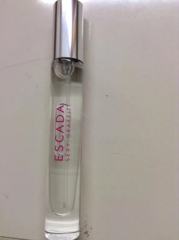 ESCADA SEXY GRAFFITI PARA MUJER - 0,25 OZ/7 ML EDT MONEDERO SPRAY - SIN CAJA Foto 1 de 1