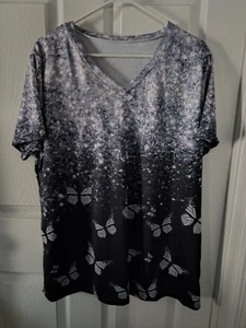 Unbranded Size 1X Women's Top Short Sleeves Vneck Multicolor Butterflies Soft - Picture 1 of 3