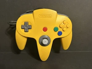 Mando Amarillo Nintendo 64 N64 OEM Buen Stick Auténtico Nintendo 64 NUS-005 - Imagen 1 de 4