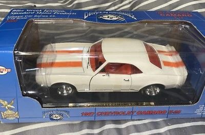 Chevrolet Camaro Z-28 Series 1967 #4.   BLUE STREAK ESCALA 1:18 FUNDIDO A PRESIÓN.   Nuevo en caja Foto 1 de 4