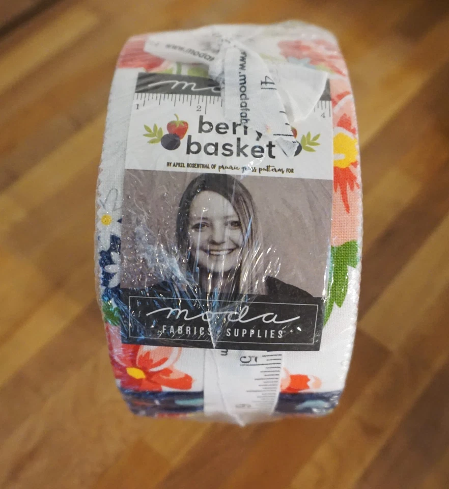 April Rosenthal Sweet Marion Jelly Roll 40 2.5-inch Strips Moda Fabrics 24040JR