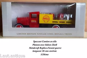 Speccast Camion en tôle Plateau avec bidons Shell Metalcraft Replica 1/20ème - Foto 1 di 1