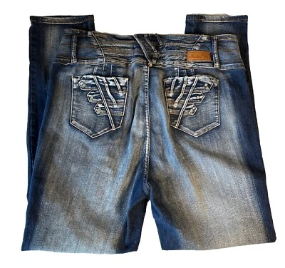 Fashion 2 Love Jeans Woman’s Size 18 Medium Washed Stretch Blue - Image 1 of 4