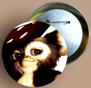 Gremlins Movie Gizmo Pin Horror Movie Buttons 80s Horror Pin Badge Gremlins Gift - Picture 1 of 2