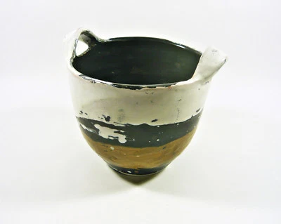 GORKA LIVIA, WHITE & BROWN CACHEPOT WITH HANDLES 7", 1950'S ART POTTERY ! (G210) - Image 1 of 4