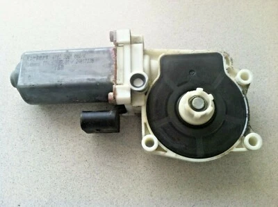 BMW 750i 750Li E65 E66 2004-2008 ~ sistema de cierre de puerta delantera derecha motor Foto 1 de 3