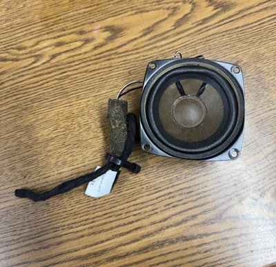 2003-2013 Maserati Quattroporte Dashboard Dash Center Audio Speaker Bose OEM - Image 1 of 4