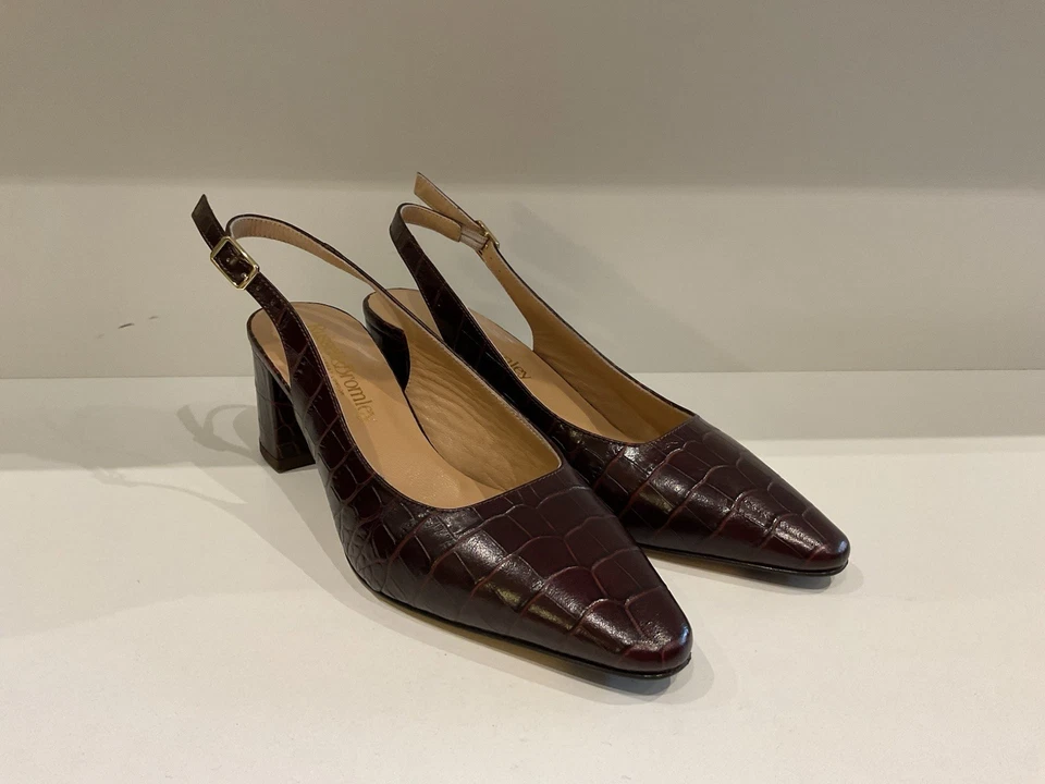 Stuart Weitzman Russell And Bromley Burgundy Leather Sling Backs Size 6 (39) - Image 1 of 4