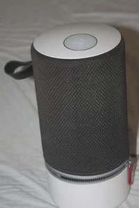 Libratone Zipp Bluetooth & Wifi Tragbarer Wiederaufladbarer Lautsprecher (ohne Adapter) - Bild 1 von 8