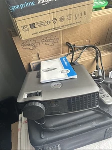 Dell 2400MP Portable DLP Projector With Case - Picture 1 of 5
