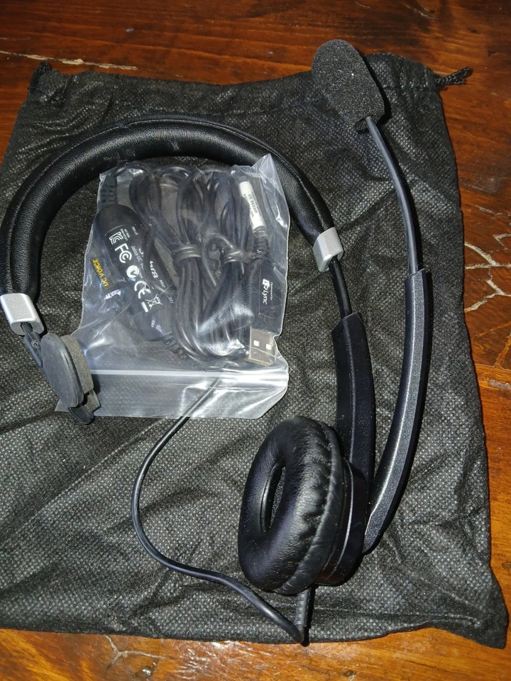 Jabra UC VOICE 550 MS. Microsoft Teams Headset - Image 1 of 2