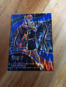 2023-24 Panini Select Kris Murray RC #277 Courtside Flash Blue Prizm #'d 18/99  - Foto 1 di 2