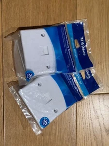 2 x Wickes 1 GANG TELEPHONE SECONDARY PHONE SOCKET - Picture 1 of 6