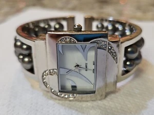 Silver Cuff Wristwatch Band Womans Quartz Japan Movt NEW BATTERY! - Picture 1 of 11
