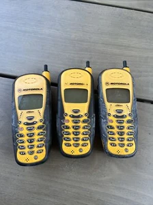 Motorola i700 Yellow Brick Phone Style 2-Way Cell Phone *FOR PARTS NOT WORKING*  - Afbeelding 1 van 6