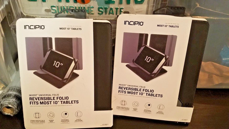 New Incipio Invert Reversible Universal Folio Black or Gray Case For 10" Tablets - Image 1 of 4