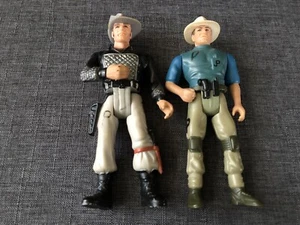 1993 Kenner Jurassic Park 4in. Action Figures Lot of 2 Figures Grant And Tracker - Picture 1 of 8