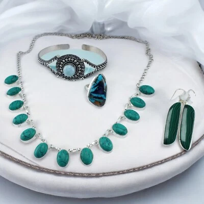 Conjunto de joyería turquesa hecha a mano pulsera collar anillo y anillo de malaquita verde Foto 1 de 4