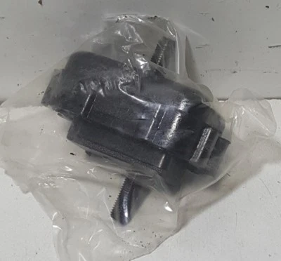 Крепление двигателя Pronto EM-8161, подходит для транспортных средств, перечисленных на диаграмме ниже A6802  - Изображение 1 из 4