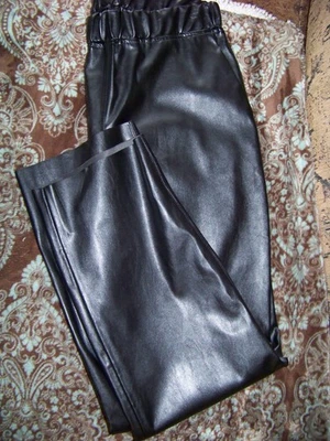 Alfani Faux Leather pants. New. M. Washable/dry - Image 1 of 4