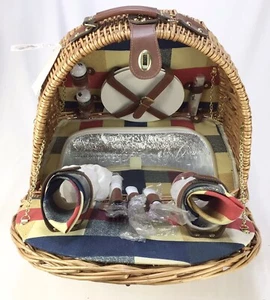 Oak And Olive picnic plus picnic basket - Picture 1 of 5