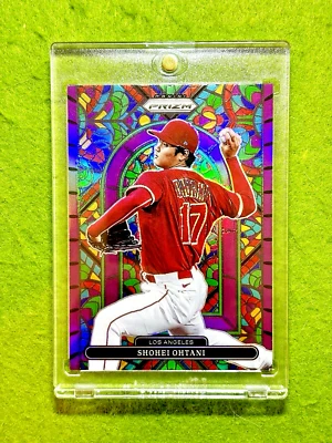 Shohei Ohtani VITRAL PÚRPURA PRIZM TARJETA ÁNGELES 2022 Panini Prizm DODGERS Foto 1 de 4