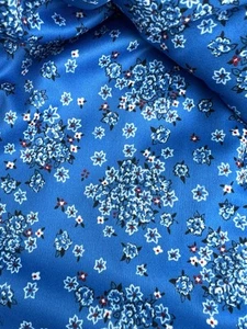 Estampado de flores pequeñas de poliéster tejido único azul vintage años 70 62,5" X 151" 4+yd - Imagen 1 de 9