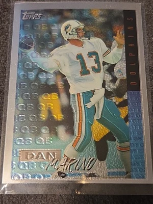 1995 Topps Finest Quarterback Dan Marino Salón de la fama Dolphins Foto 1 de 2