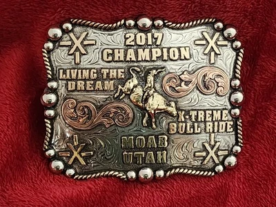 Rodeo☆Moab Utah☆ BULLRIDING☆2017☆X~Treme☆Hebilla Trofeo Campeón☆Raro☆W44 Foto 1 de 4