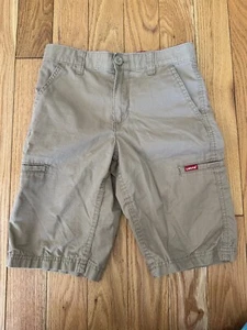 Boys Youth Levi's Khaki Cargo Shorts Size 10 Elastic Waist - Picture 1 of 3