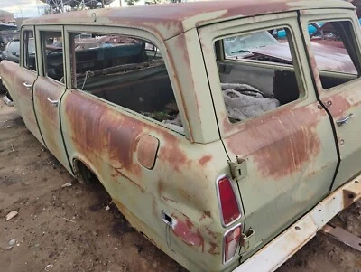 International Harvester Travelall separación - PIEZAS A LA VENTA Foto 1 de 4