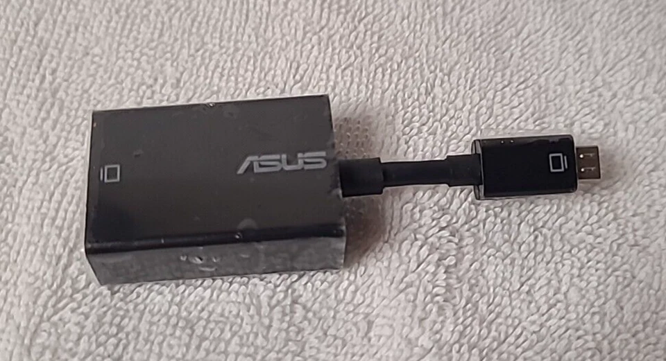Asus Zenbook 14001-00220200 UX31 Mini-VGA to VGA Adapter 1409 1B3D - Image 1 of 4