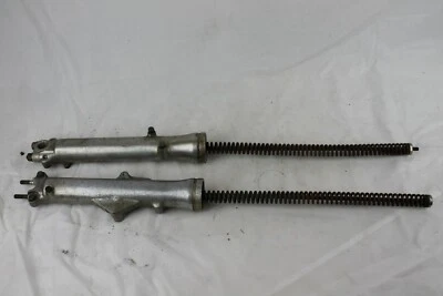 PATAS HORQUILLA INFERIORES HONDA CB350 CB360 CL360 CON AMORTIGUADOR TUBOS 33MM  Foto 1 de 4