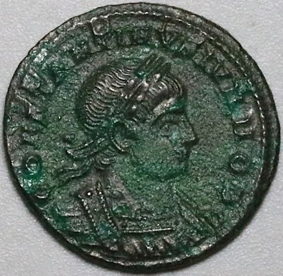 334 Constantine II AE3 Roman Empire Soldiers Legionary Standards XF (24122301R) - Image 1 of 2