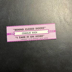 1 JUKEBOX TITLE STRIP Charlie Rich Behind Closed Doors, Memory Lane Epic 45