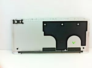 Macbook Pro 15" A1286 2008 2009 Bottom RAM Cover w/Lock & Rubbers 613-7570-d 21 - Picture 1 of 2