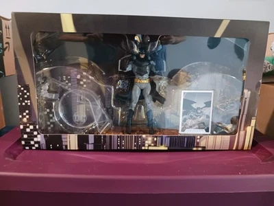 McFarlane DC Multiverse Gold Label The Thirteenth Hour Batman and Bat-Glider - Image 1 of 4