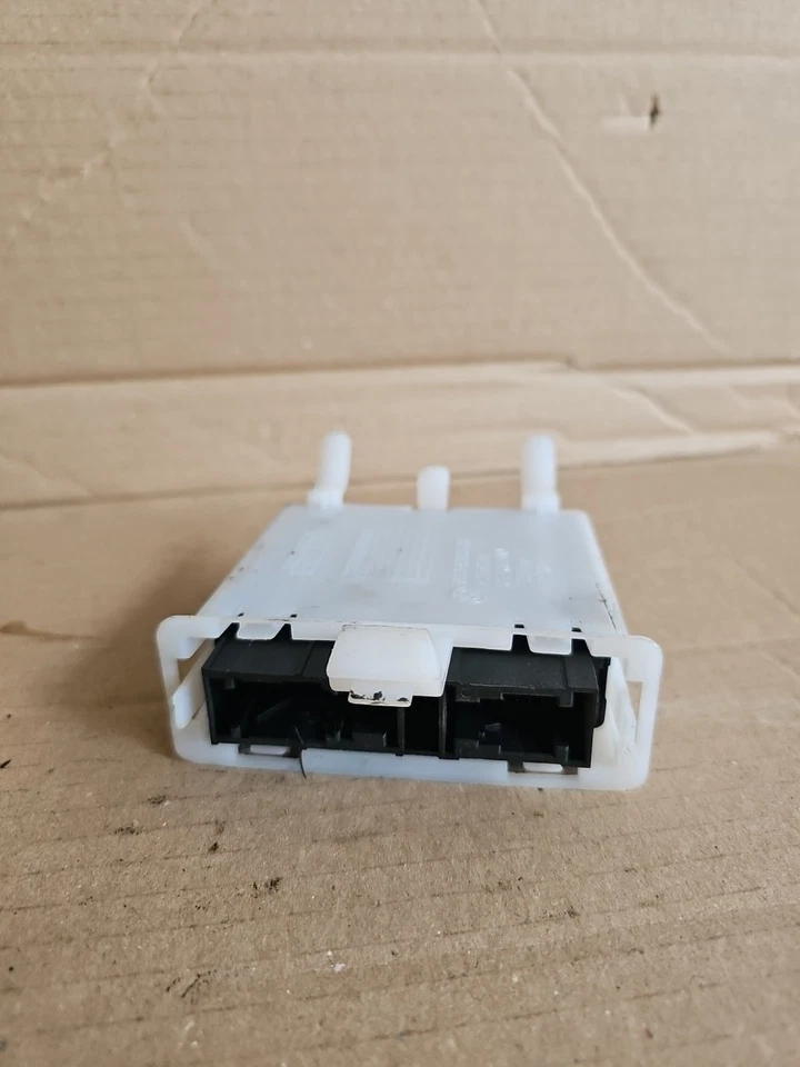 BMW X1 F48 F49 2016 Modulo 61139306408 / F24938 - Immagine 1 di 3