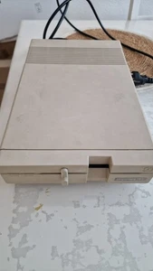 Commodore Floppy Disk Drive 1571 Funktioniert - Bild 1 von 3
