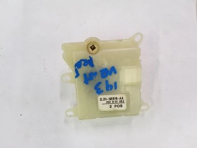 Motor actuador posición ventilación trasera | Se adapta a 03 04 05 06 Ford Expedition Foto 1 de 4