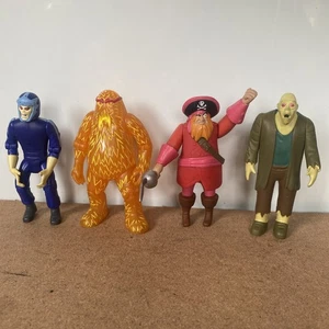 Scooby doo action figure bundle 10000 Volt Ghost Phantom Racer Captain Cutler - Picture 1 of 3